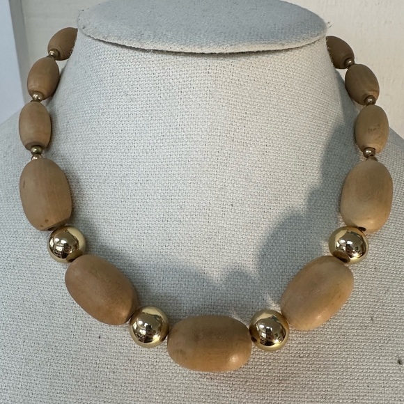 Three neutral safari vibe natural elements necklaces - Picture 3 of 10